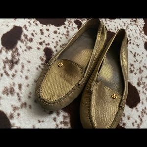 Gold Driving Loafer Size 10